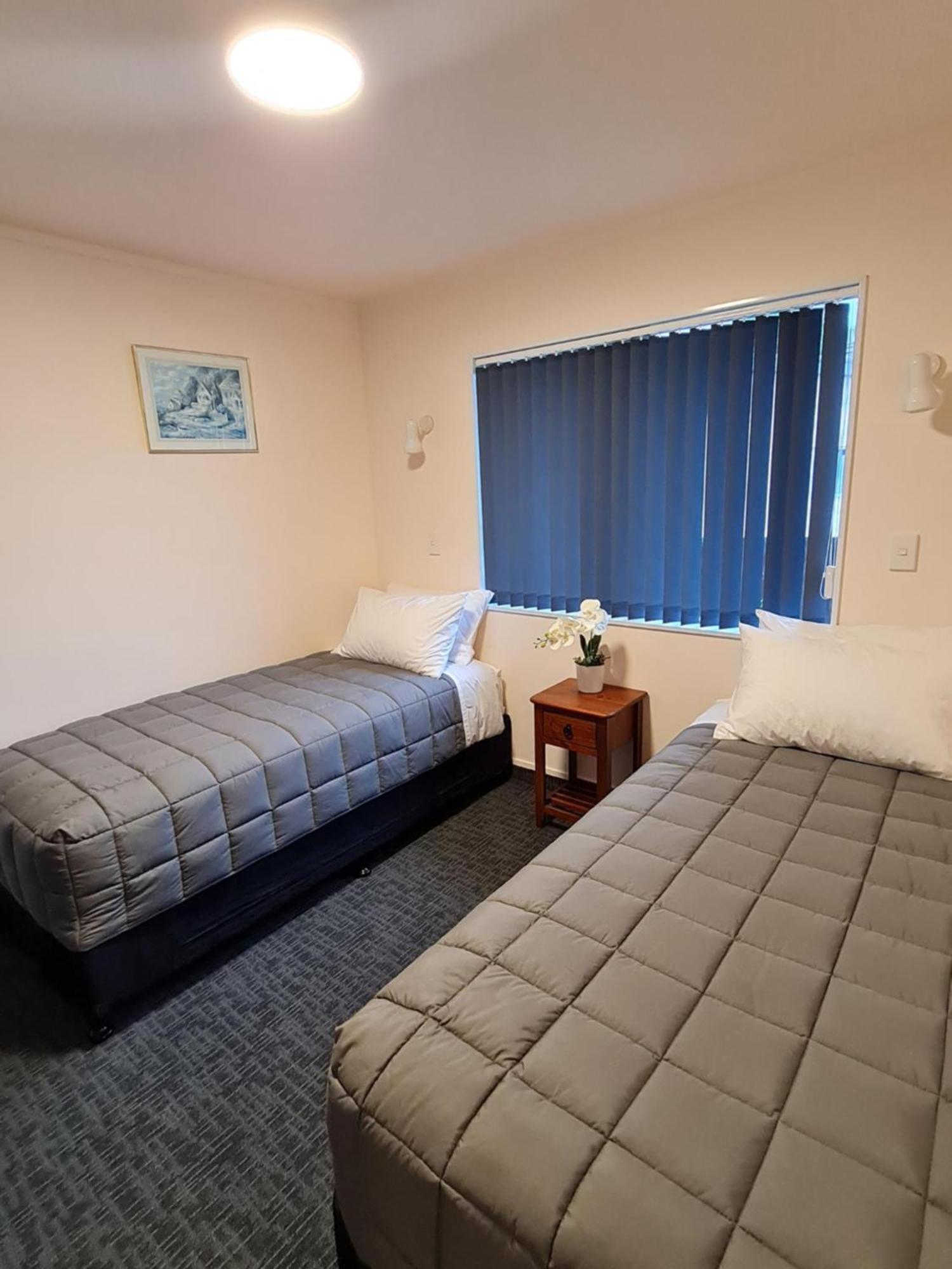 Avenue Heights Motel Whangarei Exterior foto
