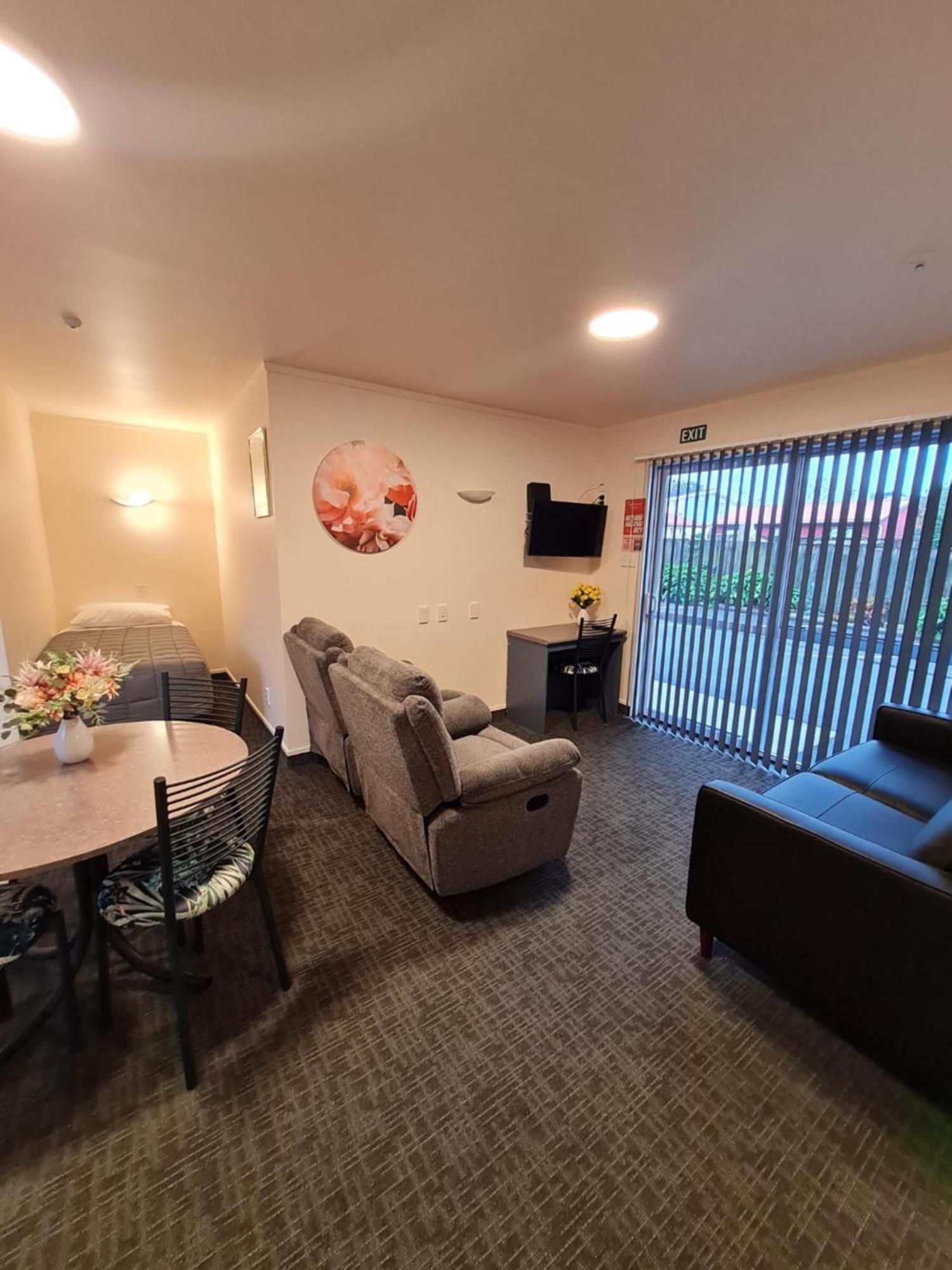 Avenue Heights Motel Whangarei Exterior foto