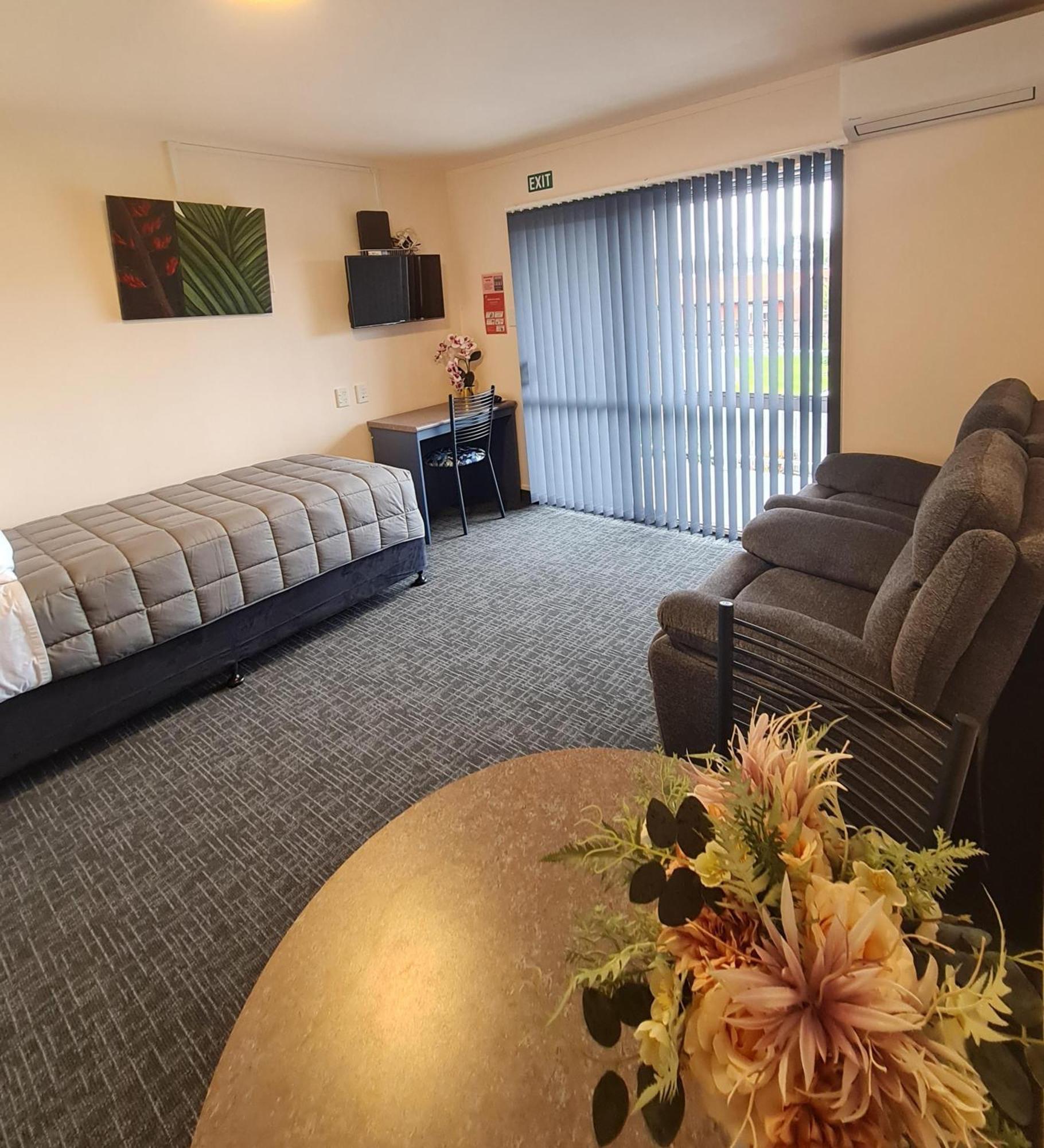 Avenue Heights Motel Whangarei Exterior foto