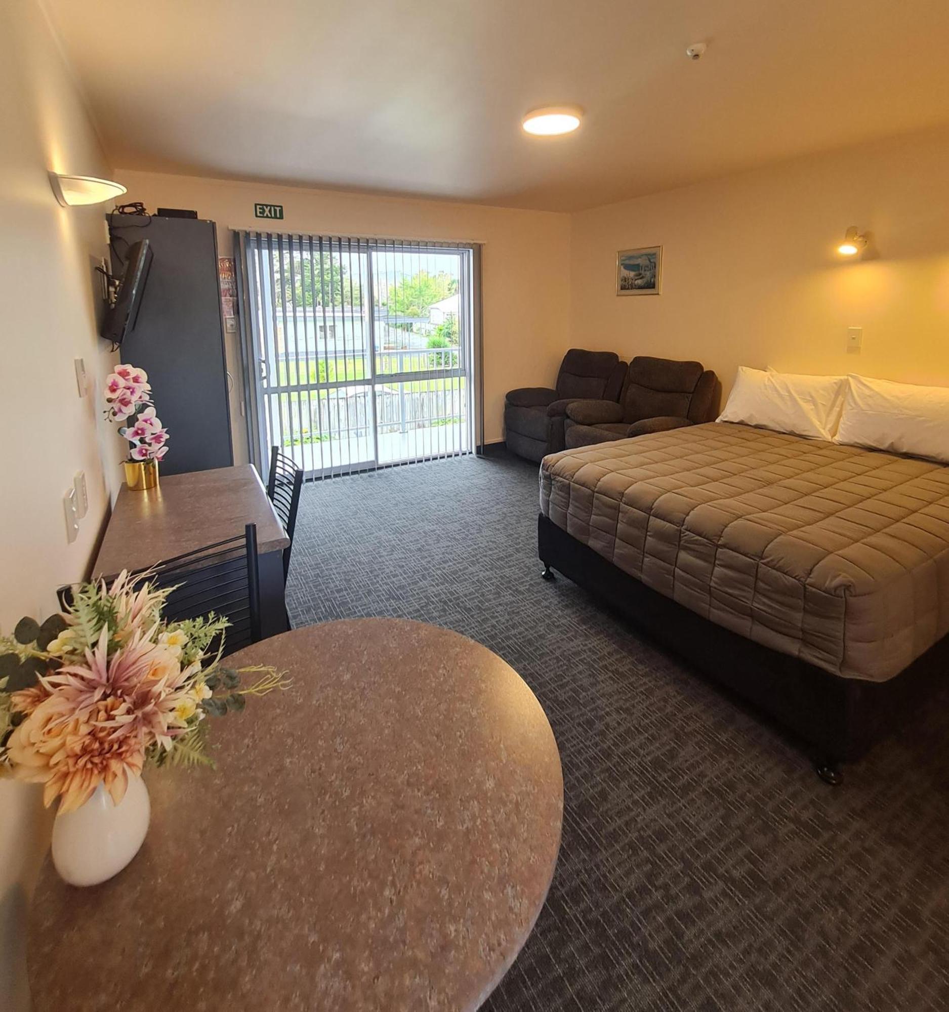 Avenue Heights Motel Whangarei Exterior foto