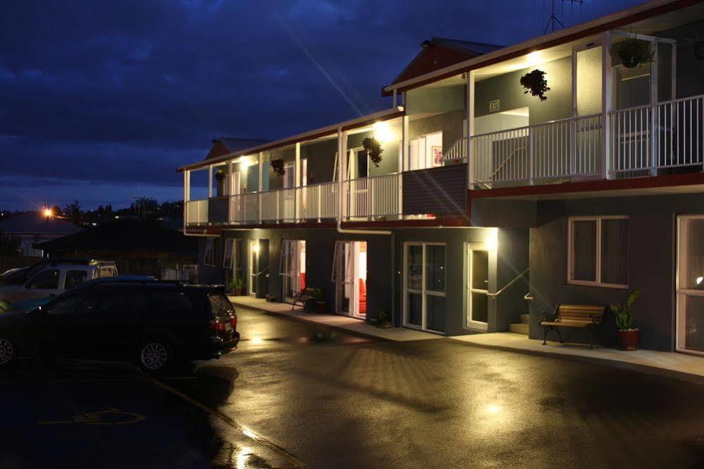 Avenue Heights Motel Whangarei Exterior foto