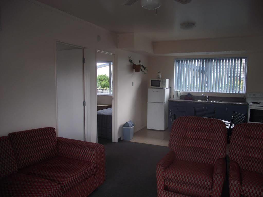 Avenue Heights Motel Whangarei Exterior foto