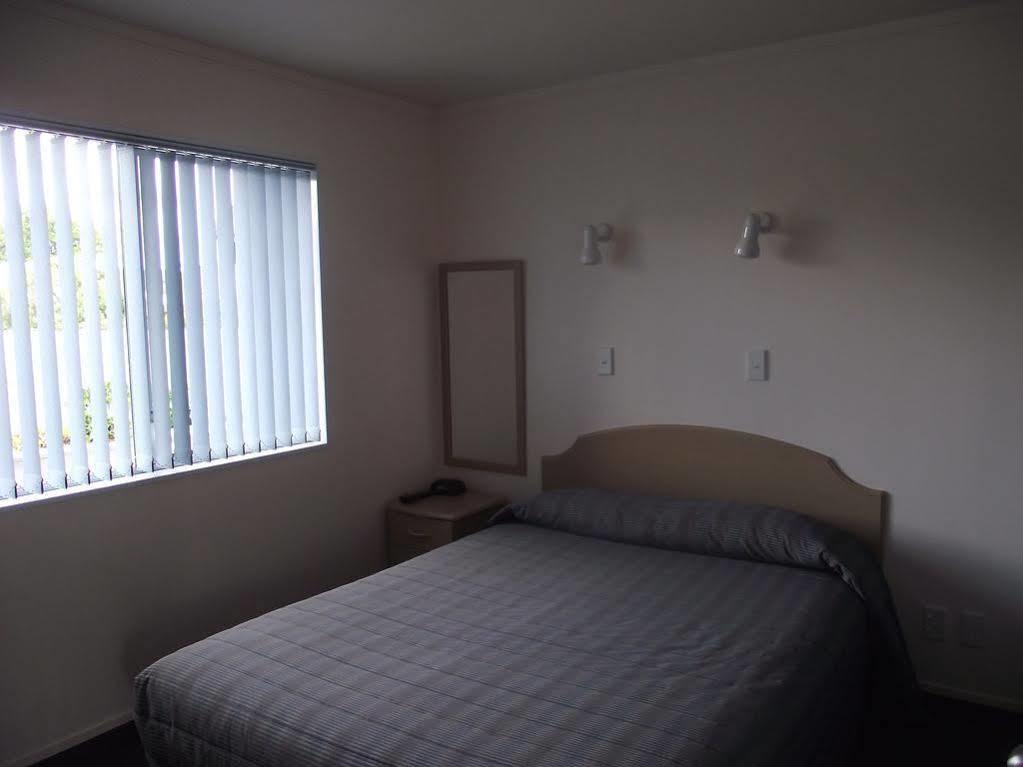 Avenue Heights Motel Whangarei Exterior foto