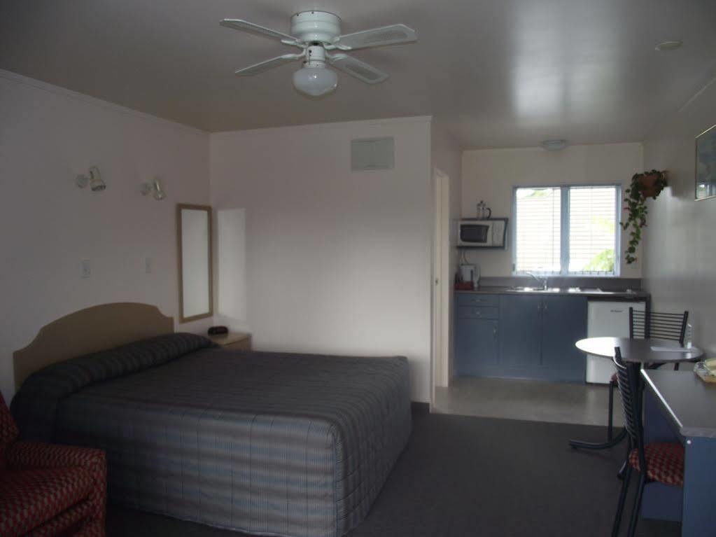Avenue Heights Motel Whangarei Exterior foto